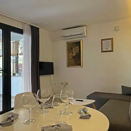 Center Ziric * أوباتيا