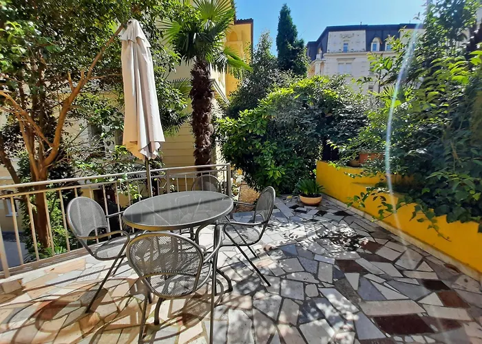 Center Ziric Appartement